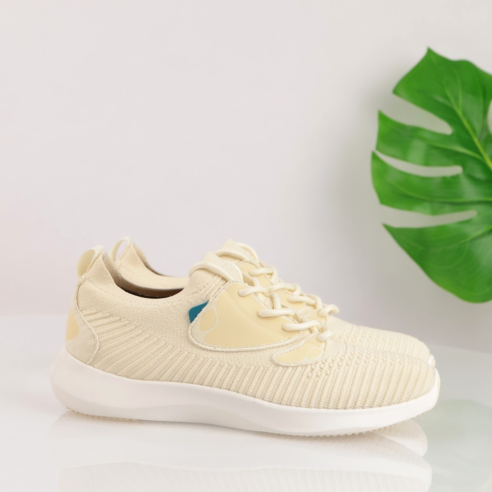Vessi Womens Everyday 2.0 Sneakers Size 8 Beige Knit Waterproof Walking Comfort